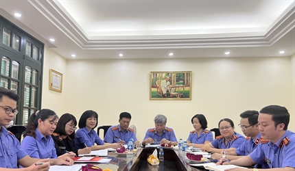 Vai trò của Đảng viên trong việc bảo vệ nền tảng  tư tưởng của Đảng...